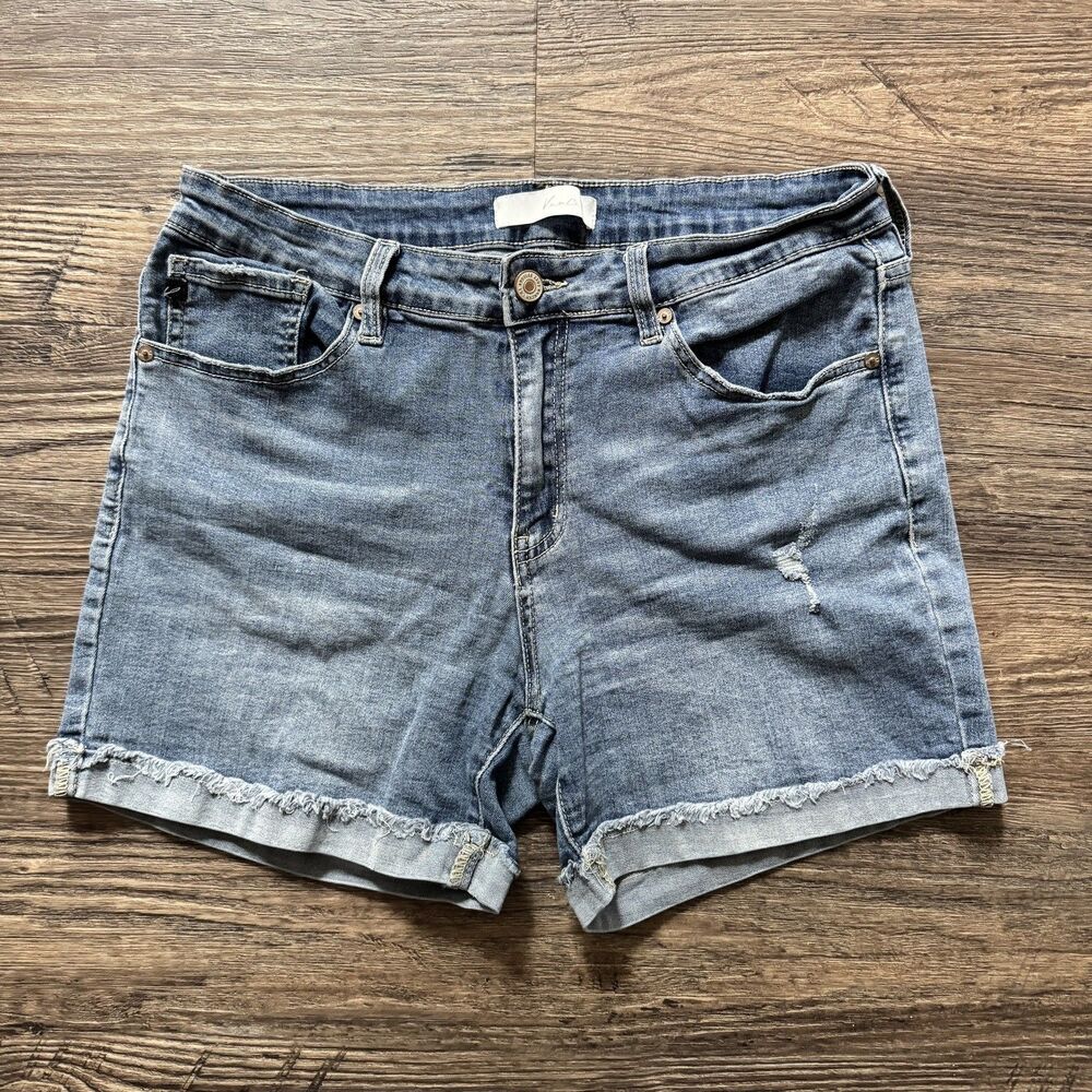 KanCan Medium Wash Cuffed Distressed Denim Shorts KC5027M Blue Womens Size 14